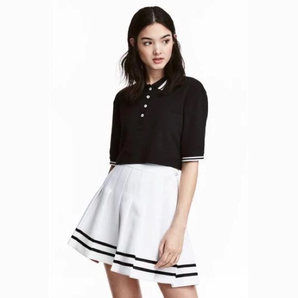 Forever 21 White & black stripes Pleated Varsity Mini Skirt - Picture 1 of 6
